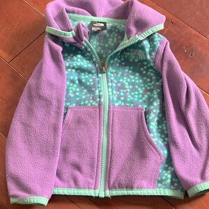 Good condition toddler girls Northface fleece with hood. Size 12 to 18 months.